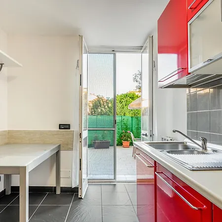 Apartment Casa Malva! Roomy & Colourful Flat