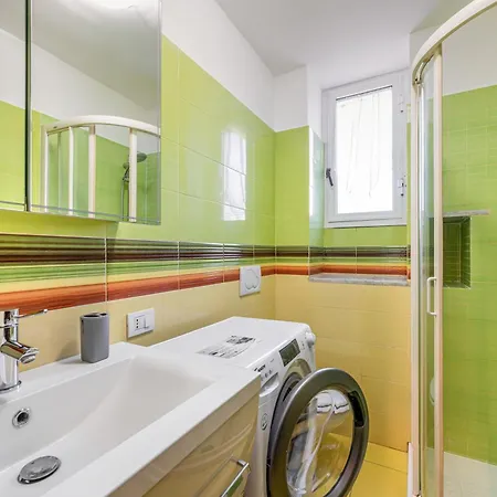 Apartment Casa Malva! Roomy & Colourful Flat *