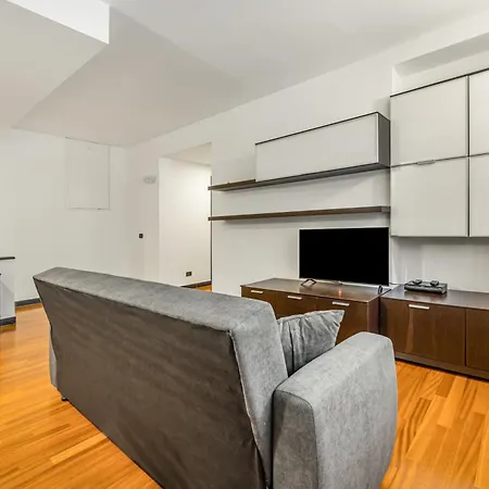 Apartment Casa Malva! Roomy & Colourful Flat La Spezia